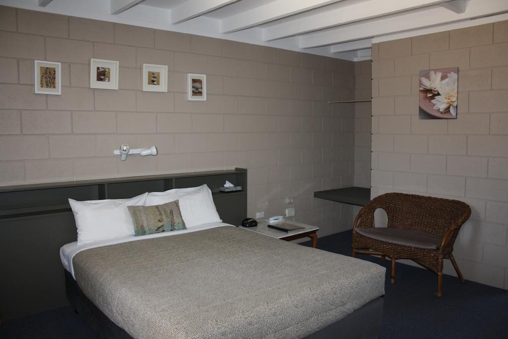 Dongara Old Mill Motel Room photo